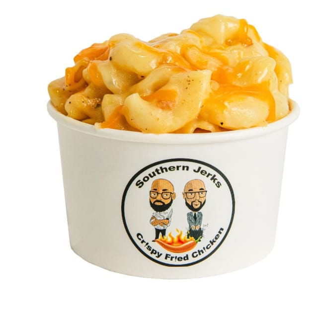 Regular 3 Cheese Mac 'N Cheese.